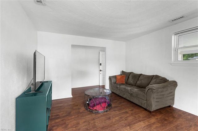 3532 Evangeline ST, Norfolk, VA 23502