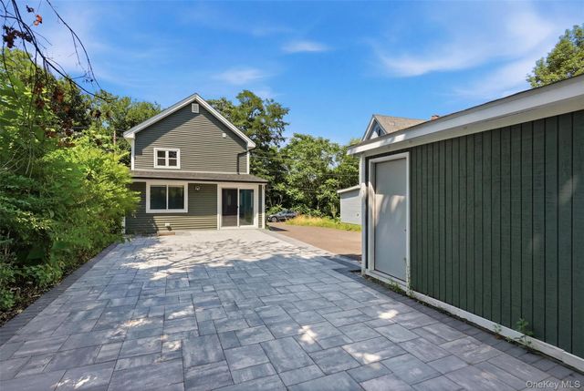 142 Railroad Avenue, Kingston, NY 12401