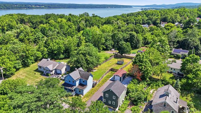 142 Railroad Avenue, Kingston, NY 12401