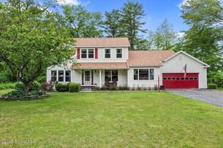 15 Iris Avenue, Moreau, NY 12803