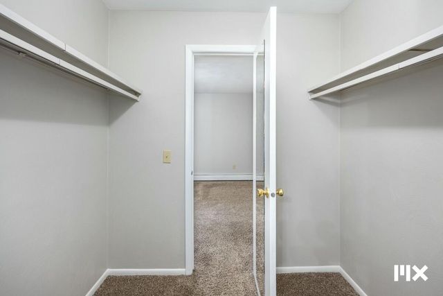 1525 Bacon Avenue, Portage, MI 49002