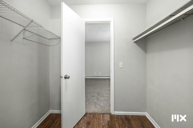 1525 Bacon Avenue, Portage, MI 49002