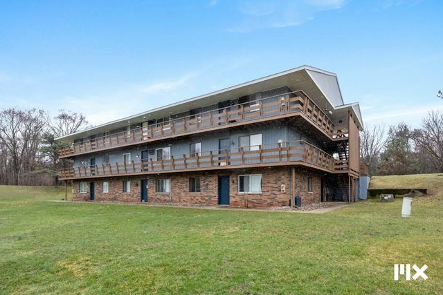 1525 Bacon Avenue, Portage, MI 49002