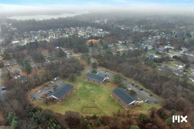 1525 Bacon Avenue, Portage, MI 49002