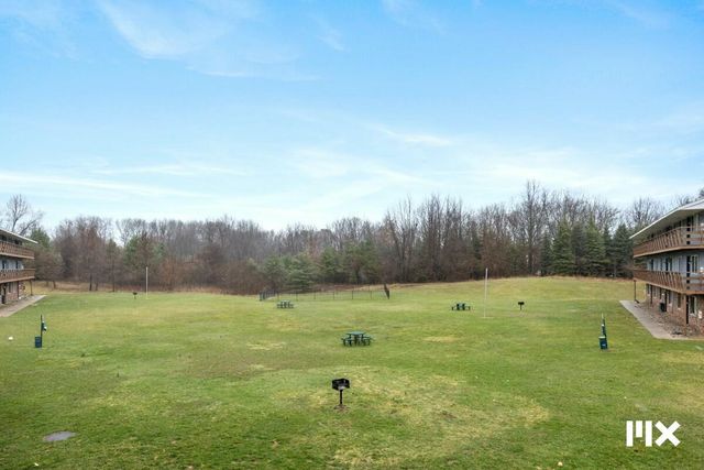 1525 Bacon Avenue, Portage, MI 49002