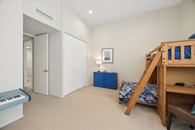 680 N Lake Shore Drive 221, Chicago, IL 60611
