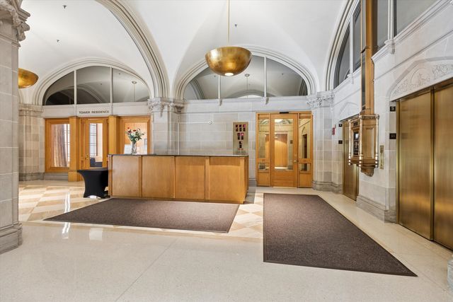 680 N Lake Shore Drive 221, Chicago, IL 60611