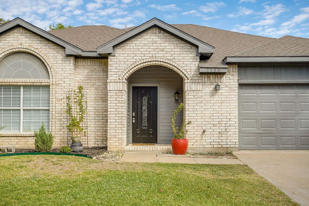 7550 Deerlodge Trail, Fort Worth, TX 76137 — photo 2