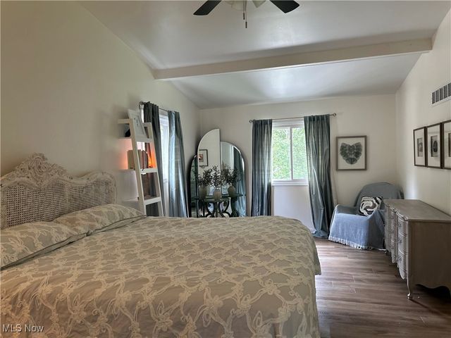 163 Pineland Drive, Copley, OH 44321