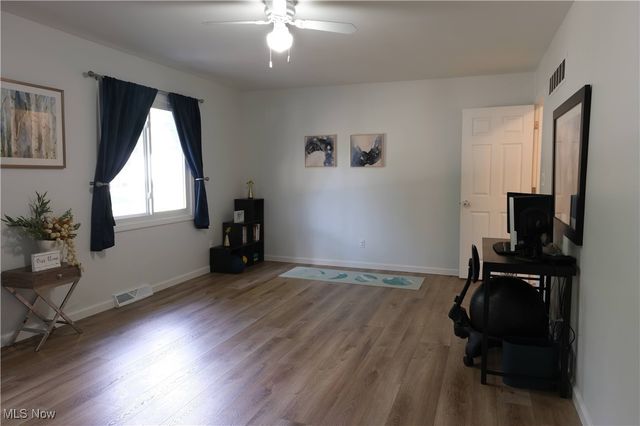 163 Pineland Drive, Copley, OH 44321