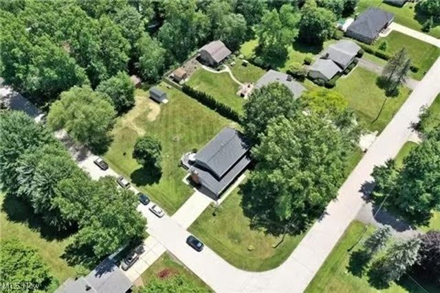 163 Pineland Drive, Copley, OH 44321