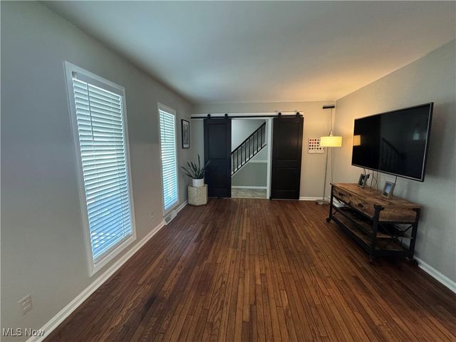 163 Pineland Drive, Copley, OH 44321