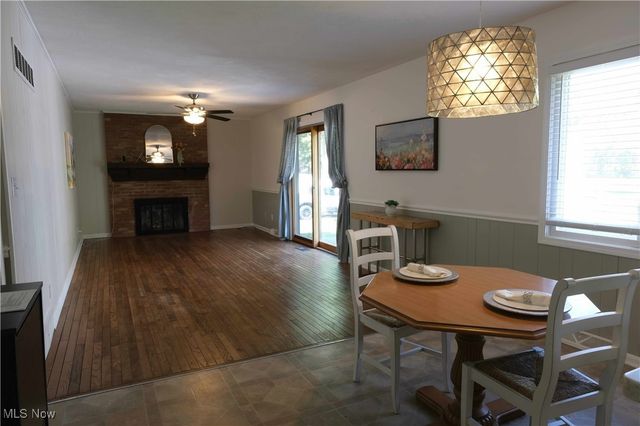 163 Pineland Drive, Copley, OH 44321