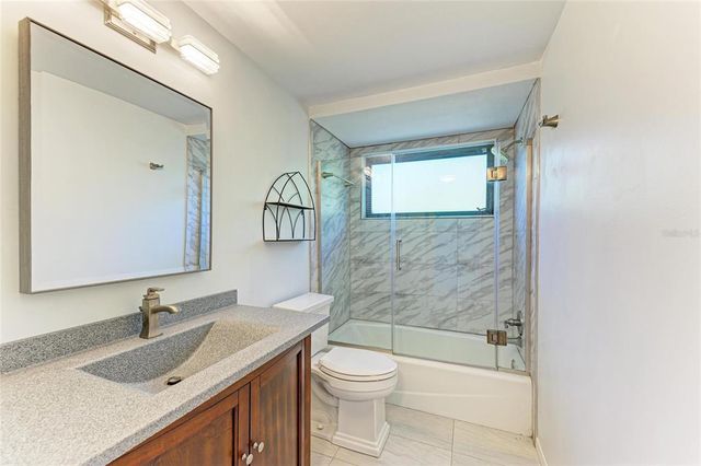 5395 LAKE ARROWHEAD TRAIL 24, Sarasota, FL 34231