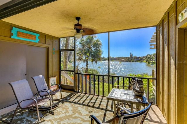 5395 LAKE ARROWHEAD TRAIL 24, Sarasota, FL 34231