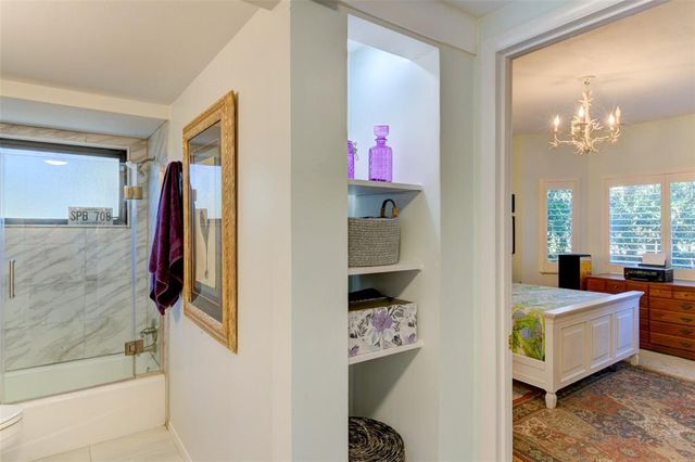5395 LAKE ARROWHEAD TRAIL 24, Sarasota, FL 34231