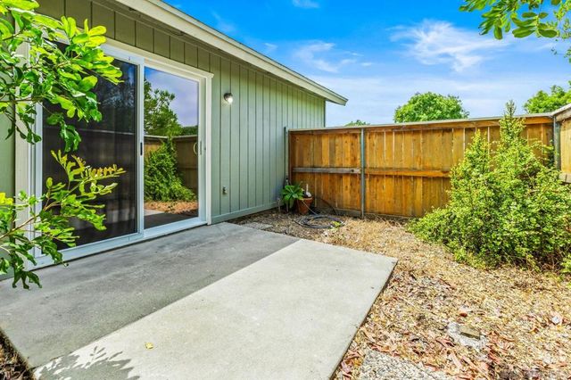 1809 Eastwood, Encinitas, CA 92024