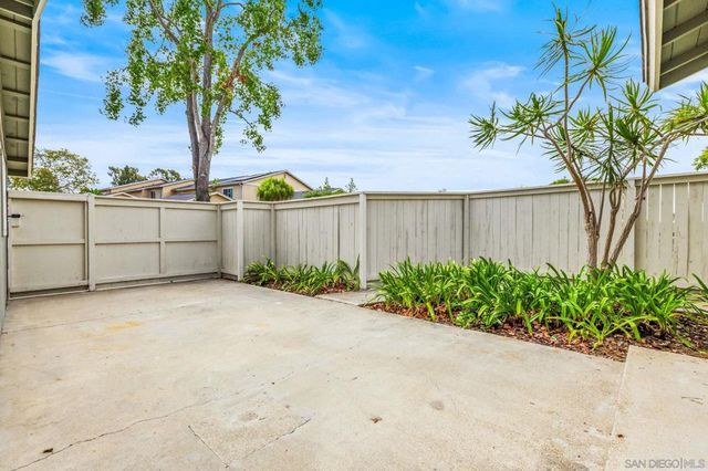 1809 Eastwood, Encinitas, CA 92024