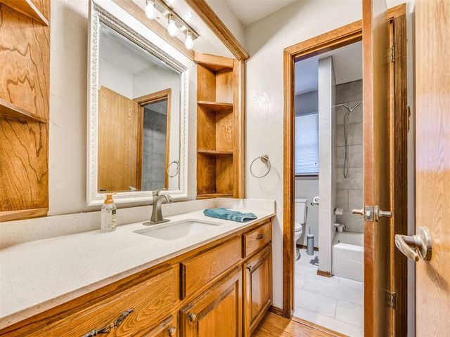 7230 NW 115th Street, Oklahoma City, OK 73162