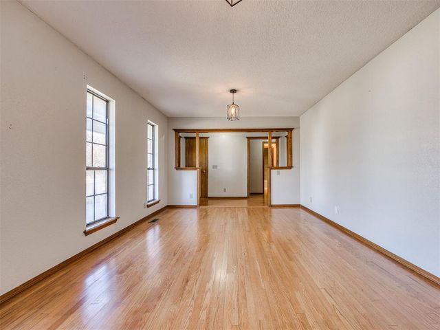 7230 NW 115th Street, Oklahoma City, OK 73162