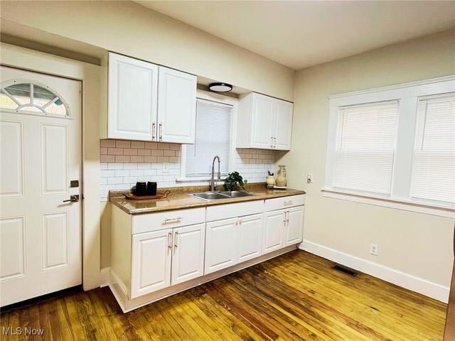 1930 Brainard Avenue, Cleveland, OH 44109