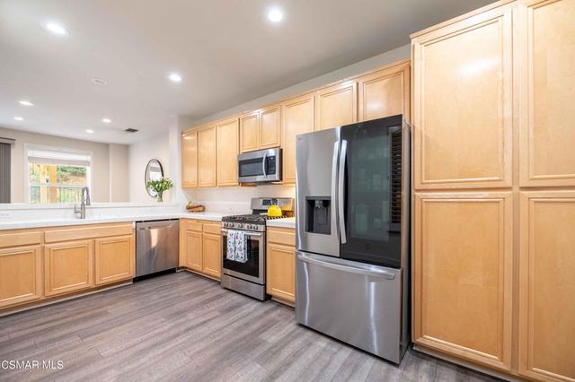 580 Fenwick Way C, Simi Valley, CA 93065