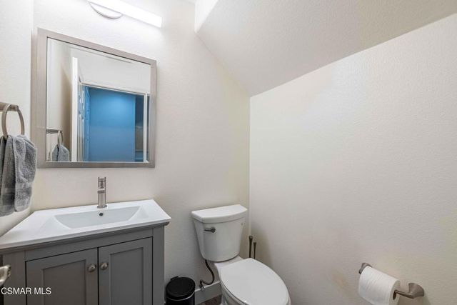 580 Fenwick Way C, Simi Valley, CA 93065