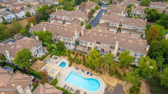 580 Fenwick Way C, Simi Valley, CA 93065