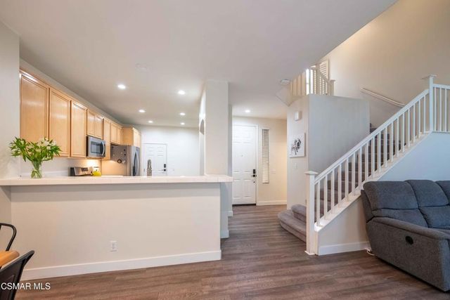 580 Fenwick Way C, Simi Valley, CA 93065