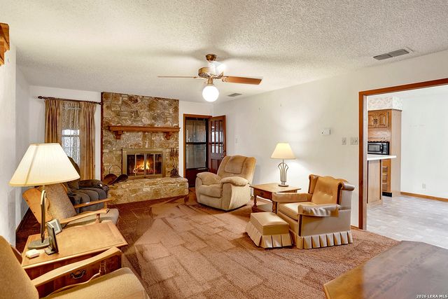 360 HORTON RD, Poteet, TX 78065