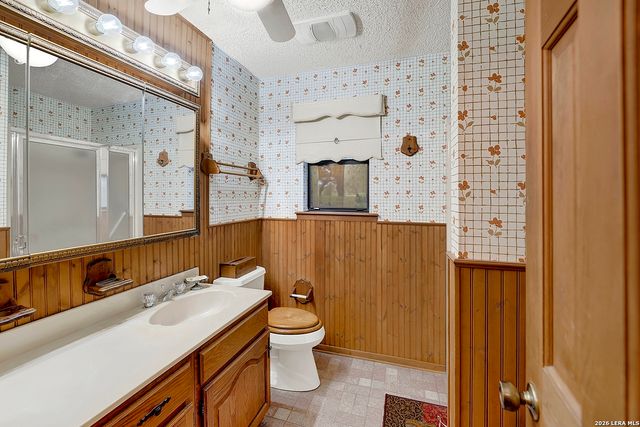 360 HORTON RD, Poteet, TX 78065