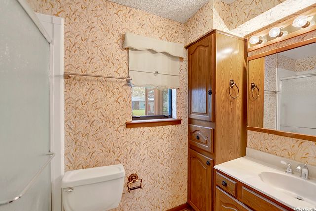 360 HORTON RD, Poteet, TX 78065