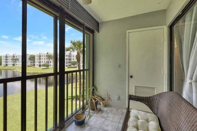 5884 Morningstar Circle 201, Delray Beach, FL 33484