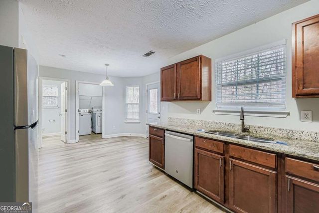 136 Ducati Drive, Mcdonough, GA 30252