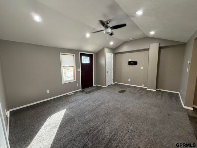 909 Fulton Avenue, Dorchester, NE 68343