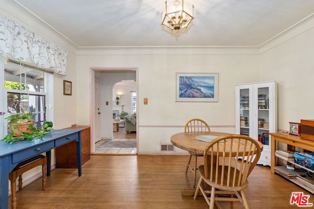 7912 Naylor Avenue, Los Angeles, CA 90045