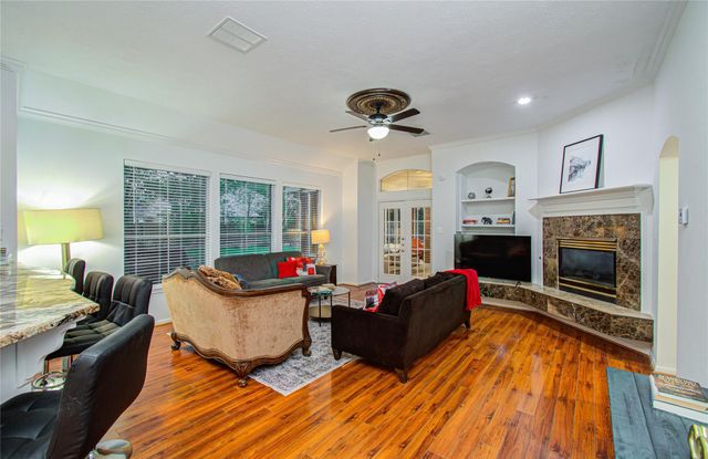 7211 Cambridge Cove Circle, Missouri City, TX 77459