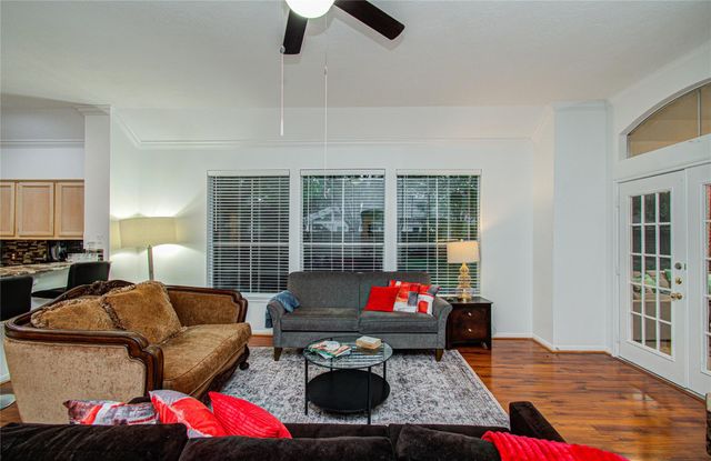 7211 Cambridge Cove Circle, Missouri City, TX 77459