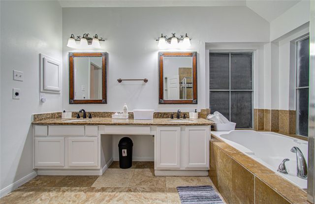 7211 Cambridge Cove Circle, Missouri City, TX 77459