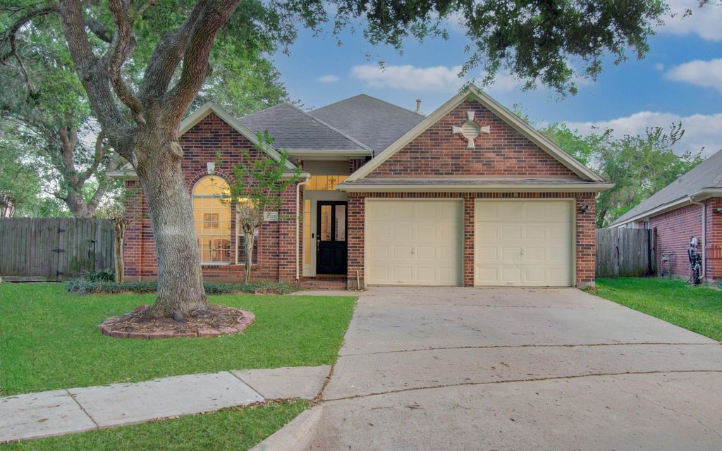 7211 Cambridge Cove Circle, Missouri City, TX 77459