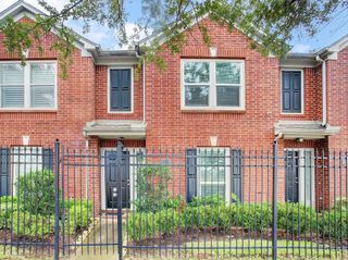 2219 Runnels Street, Houston, TX 77003