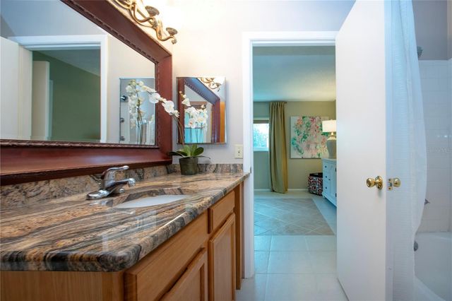 390 W 301 BOULEVARD W 2C, Bradenton, FL 34205