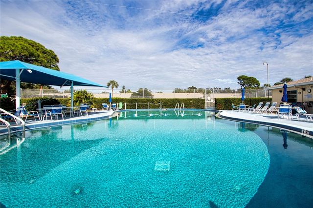 390 W 301 BOULEVARD W 2C, Bradenton, FL 34205