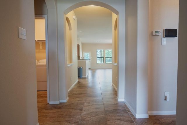 13874 Oak Manor Drive, Willis, TX 77318