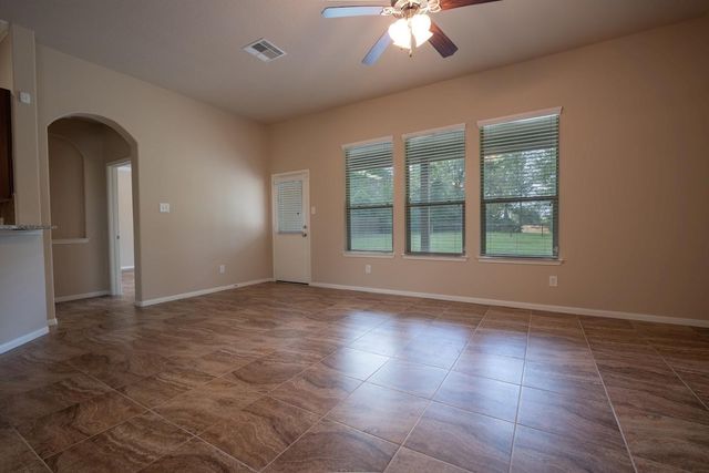 13874 Oak Manor Drive, Willis, TX 77318