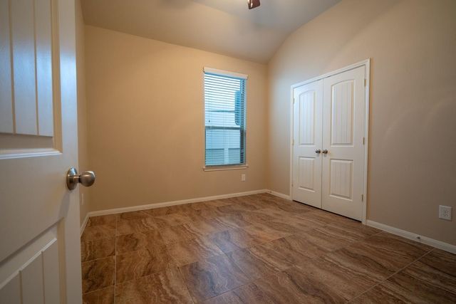 13874 Oak Manor Drive, Willis, TX 77318