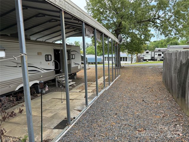 148 Sunshine Trail A165, Mount Gilead, NC 27306
