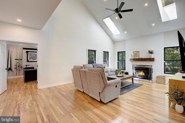 2322 PATUXENT RIVER RD, Gambrills, MD 21054