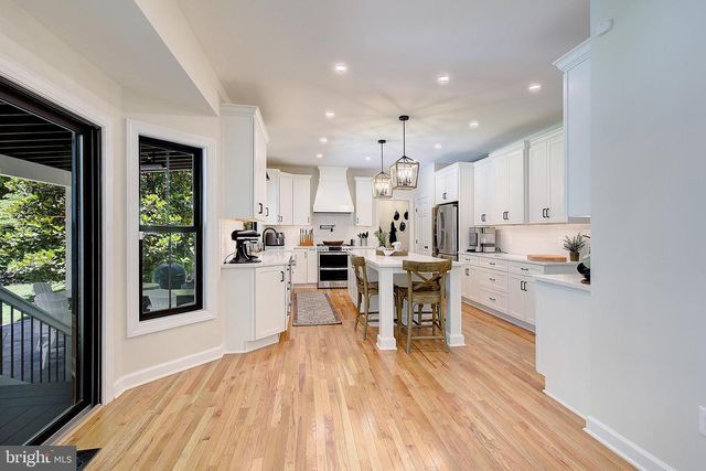 2322 PATUXENT RIVER RD, Gambrills, MD 21054