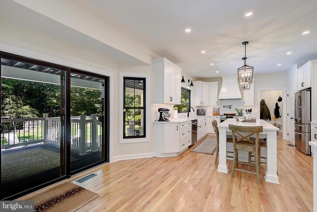 2322 PATUXENT RIVER RD, Gambrills, MD 21054